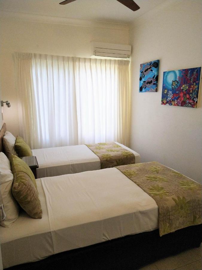 Villa Marine Holiday Apartments Cairns Yorkeys Knob Εξωτερικό φωτογραφία